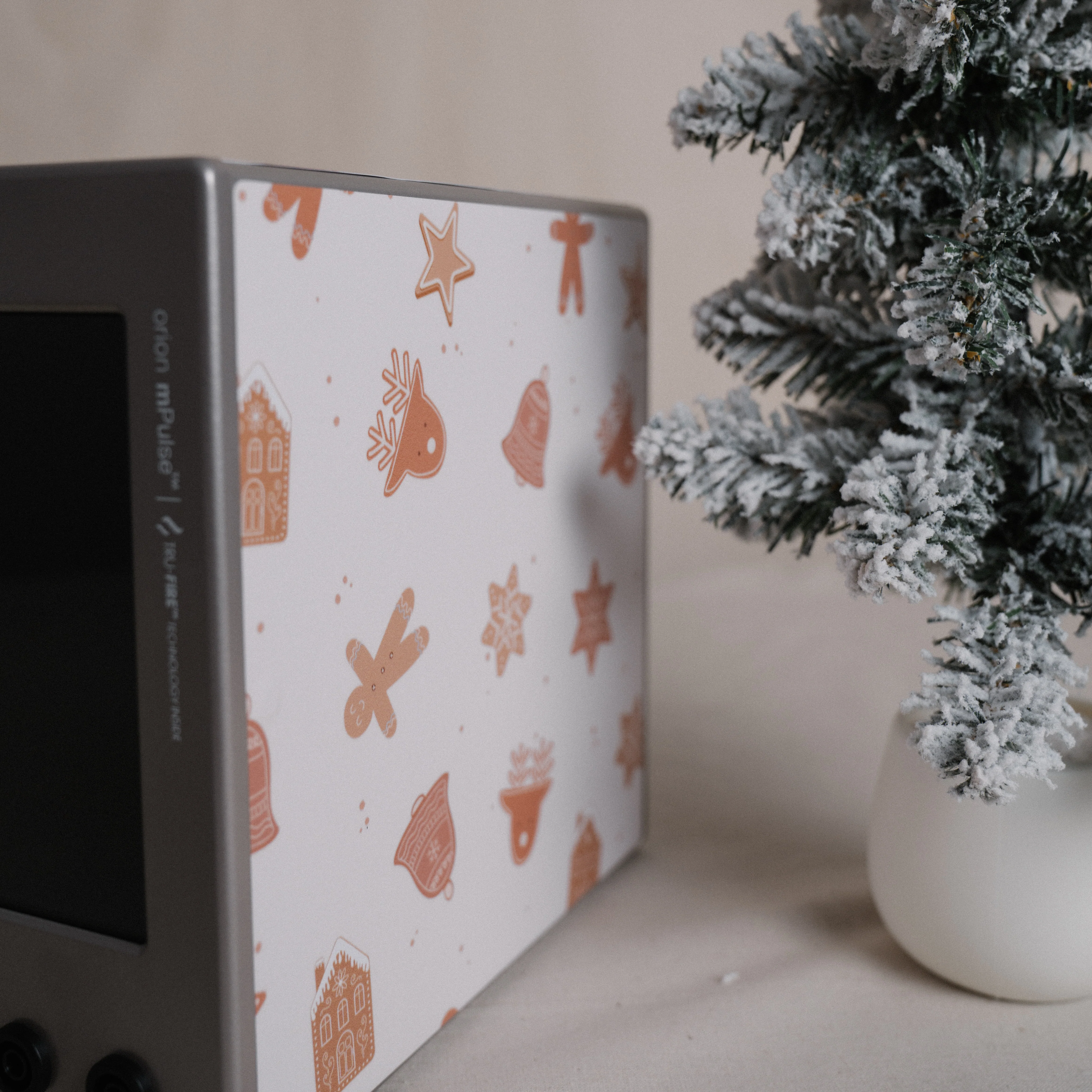 Holiday Comforts - Orion mPulse® Vinyl Cover - Image 2